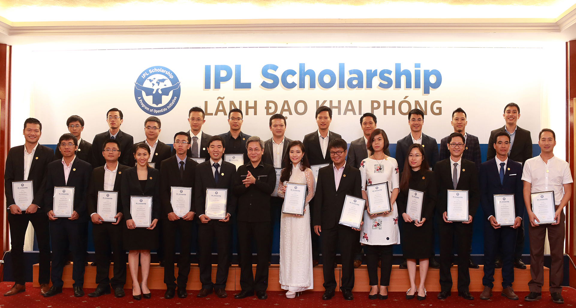 IPL Khóa 2 tự hào được trao chứng nhận tốt nghiệp